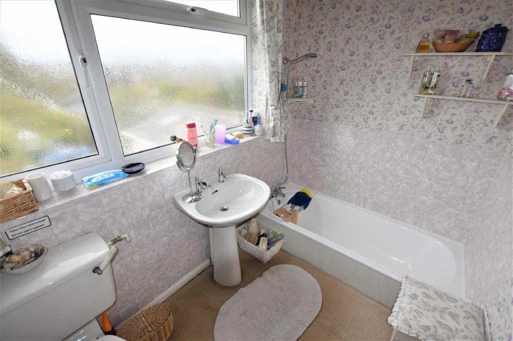 small dated bathroom